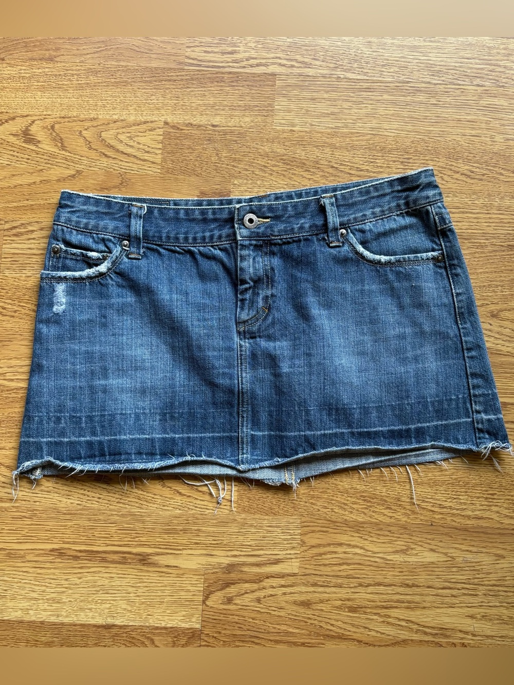 American Eagle Denim Mini Skirt Distressed Raw Hem Y2K Vintage Classic Sz 10